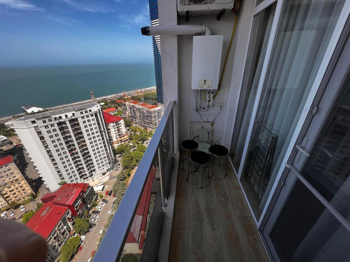 27 Floor Apartments 巴统 外观 照片
