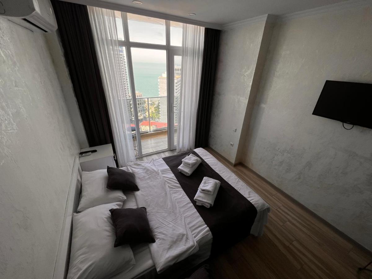 27 Floor Apartments 巴统 外观 照片