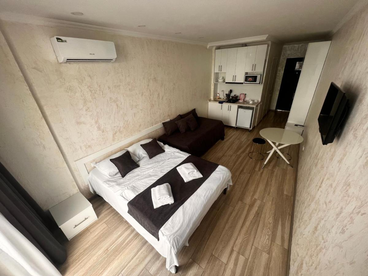 27 Floor Apartments 巴统 外观 照片