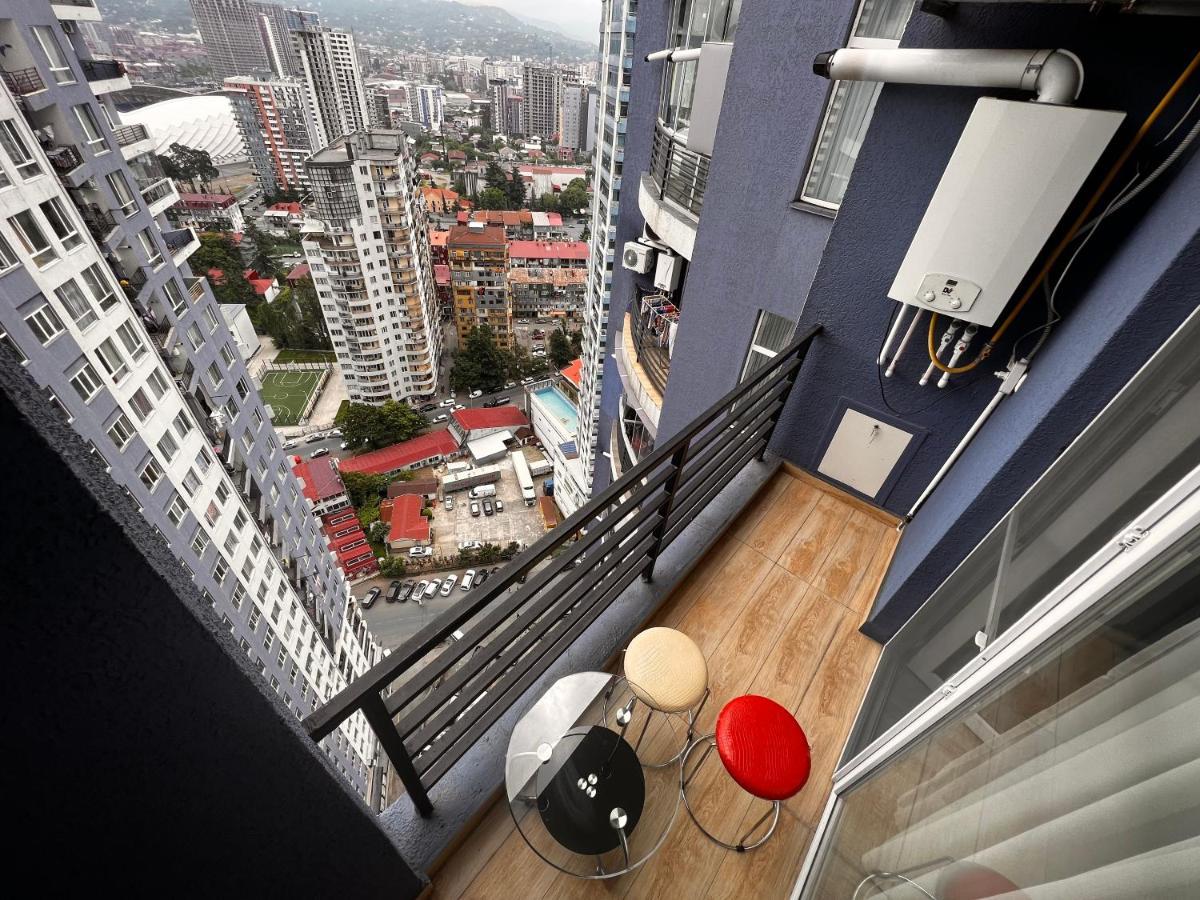 27 Floor Apartments 巴统 外观 照片