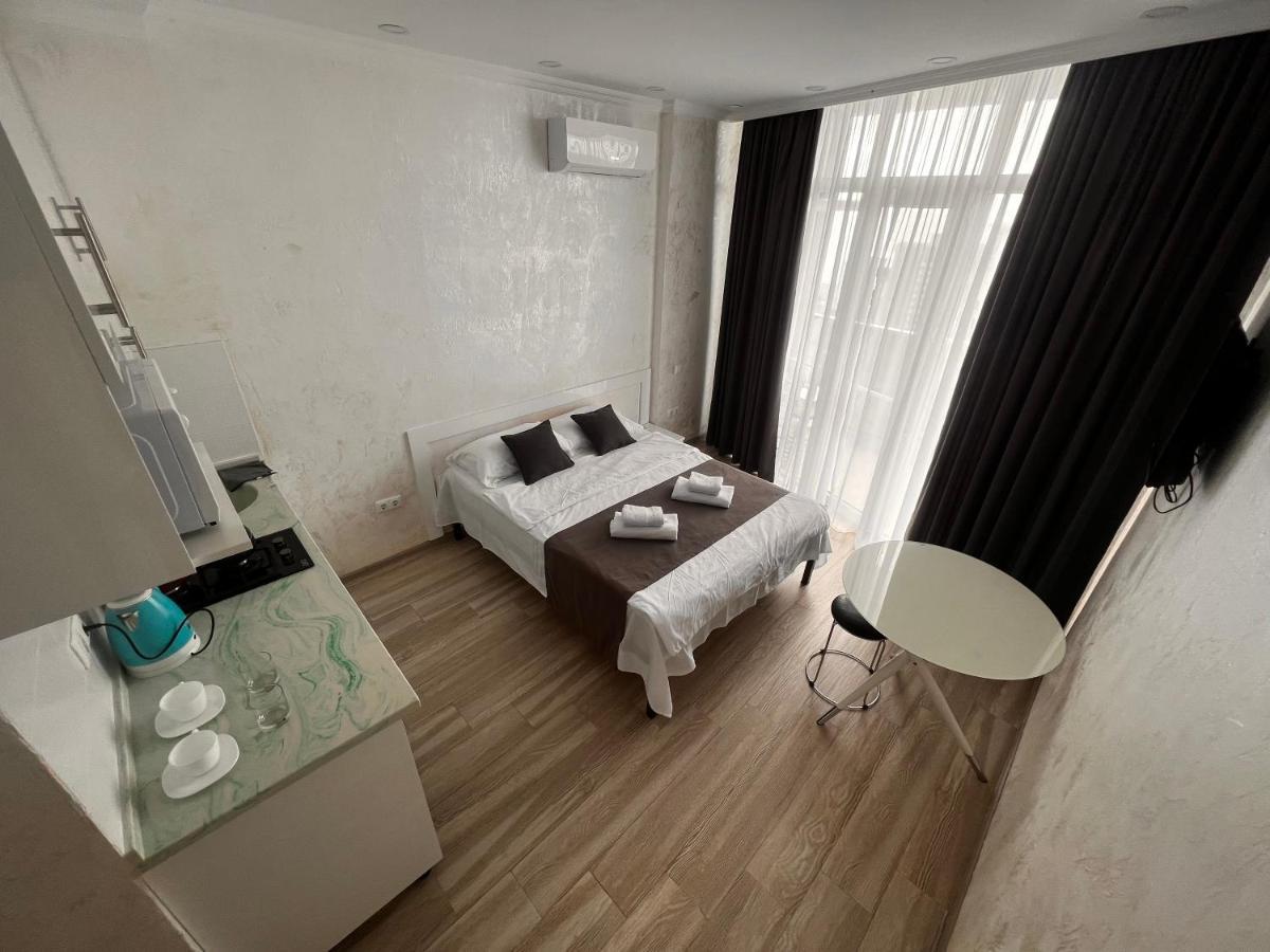 27 Floor Apartments 巴统 外观 照片